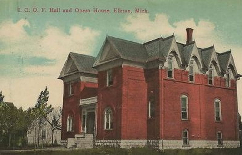 Elkton Opera House - Old Postcard